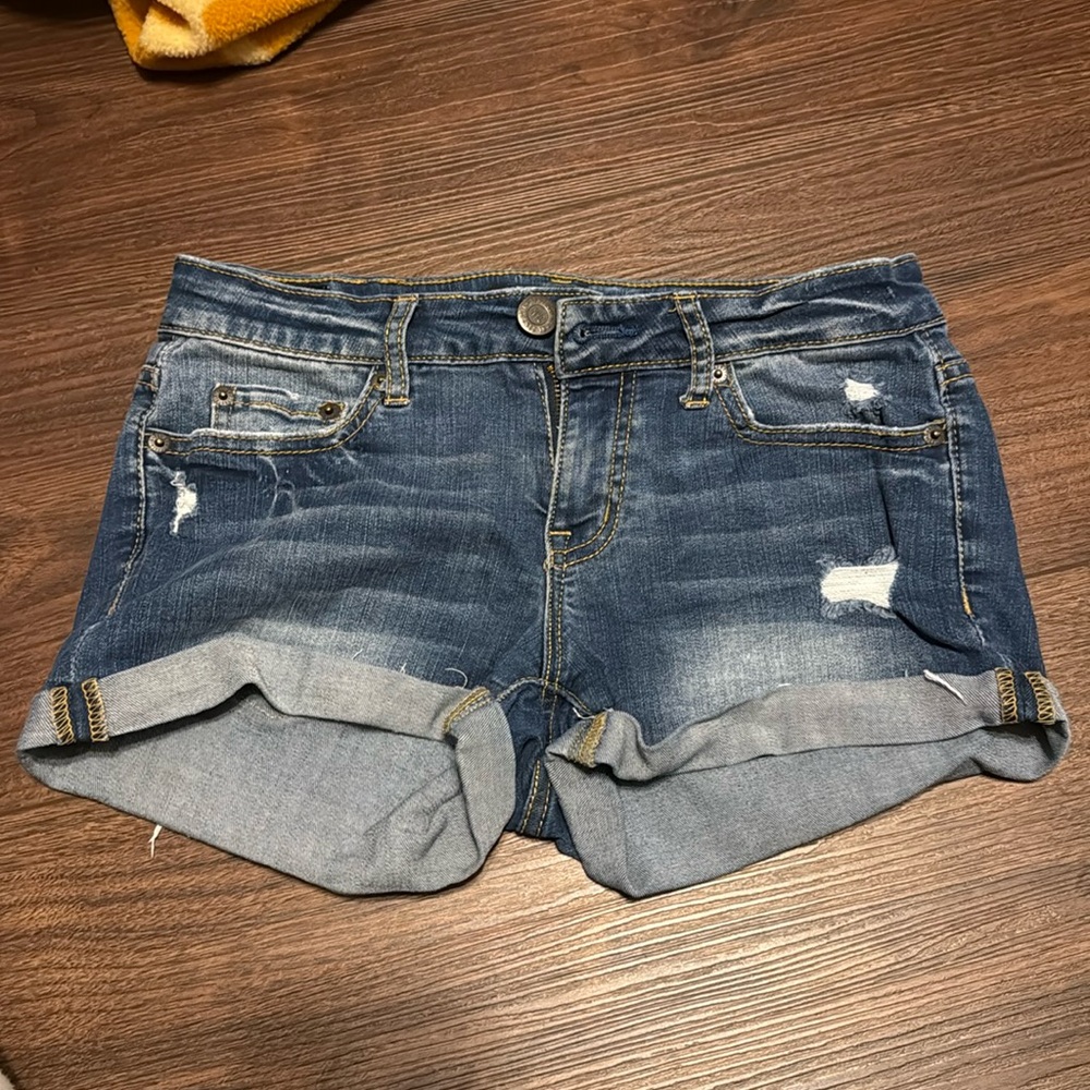 Aeropostale medium wash shorty shorts